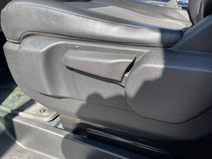 Peugeot Expert Fourgon 2.0 HDI 180CV EAT8 ASPHALT - Image 25